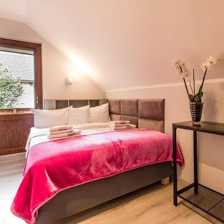 Bialy Apartment *