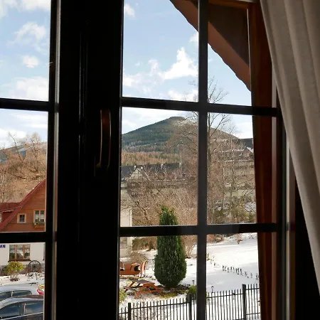 Bialy Apartment *